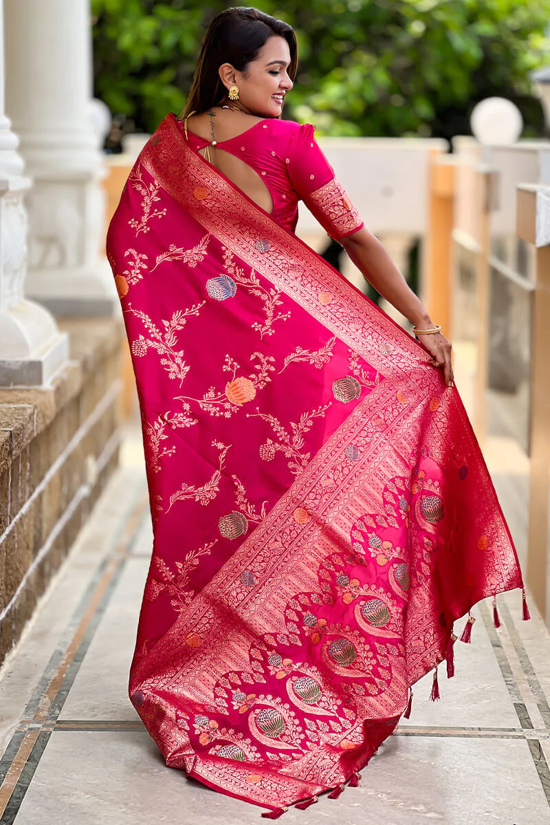 Forbearance Dark Pink Soft Banarasi Silk Saree With Redolent Blouse Piece - Image 6