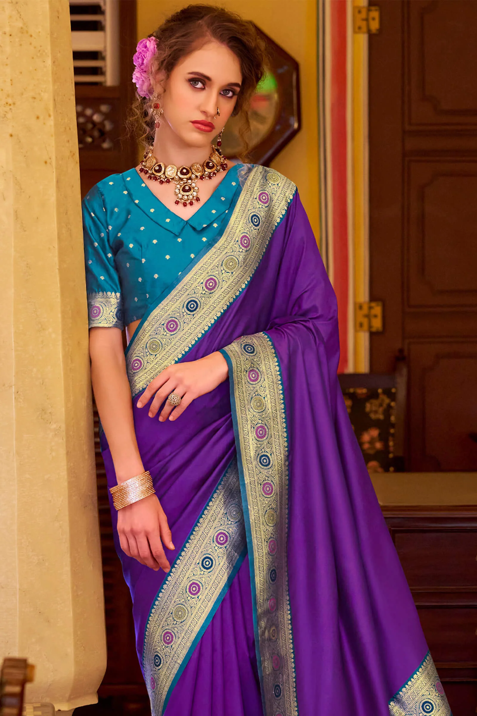 Forbearance Royal Purple Pure Zari Weaving Banarasi Silk Saree With Beleaguer Blouse Piece - Image 2