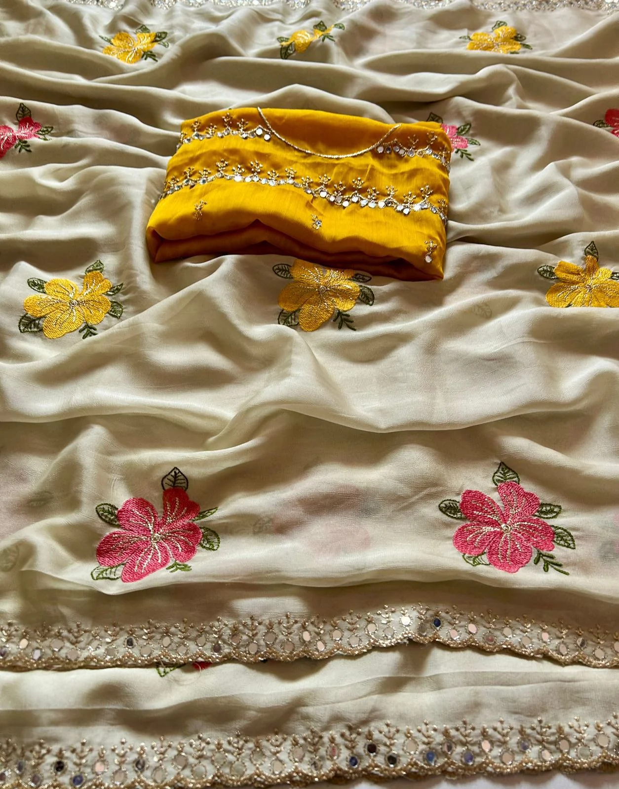 Fragrant Beige Embroidery Work Viscose Saree With Most Flattering Blouse Piece - Image 5