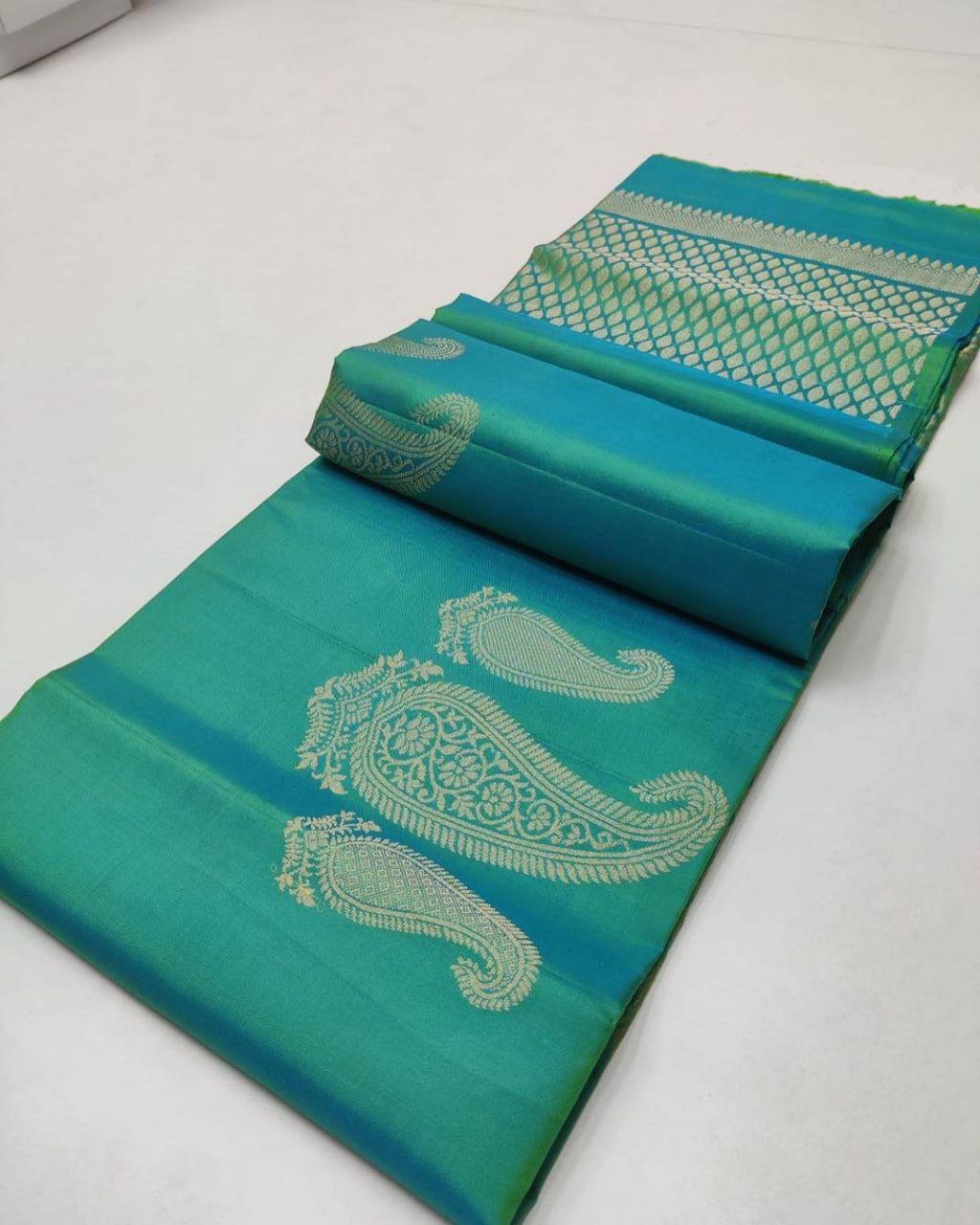Fugacious Firozi Soft Silk Saree With Redolent Blouse Piece - Image 2