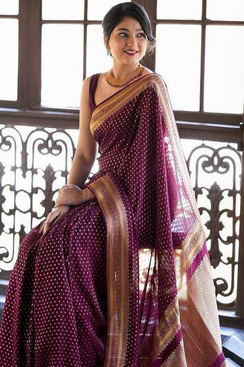 Girlish Purple Soft Silk Saree With Pulsating Blouse Piece - Image 2