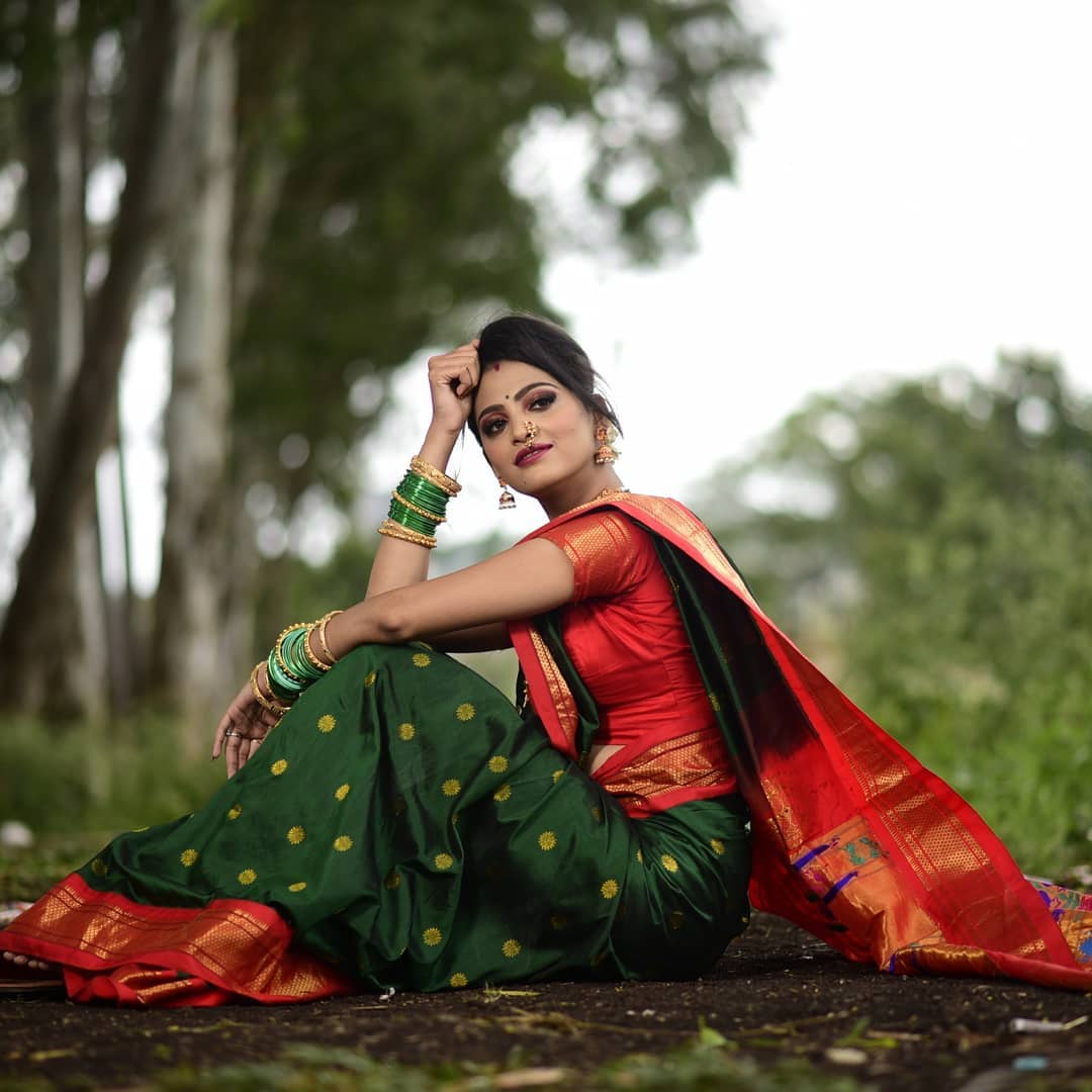 Glorious Green Paithani Silk Saree With Ethnic Blouse Piece - Image 6