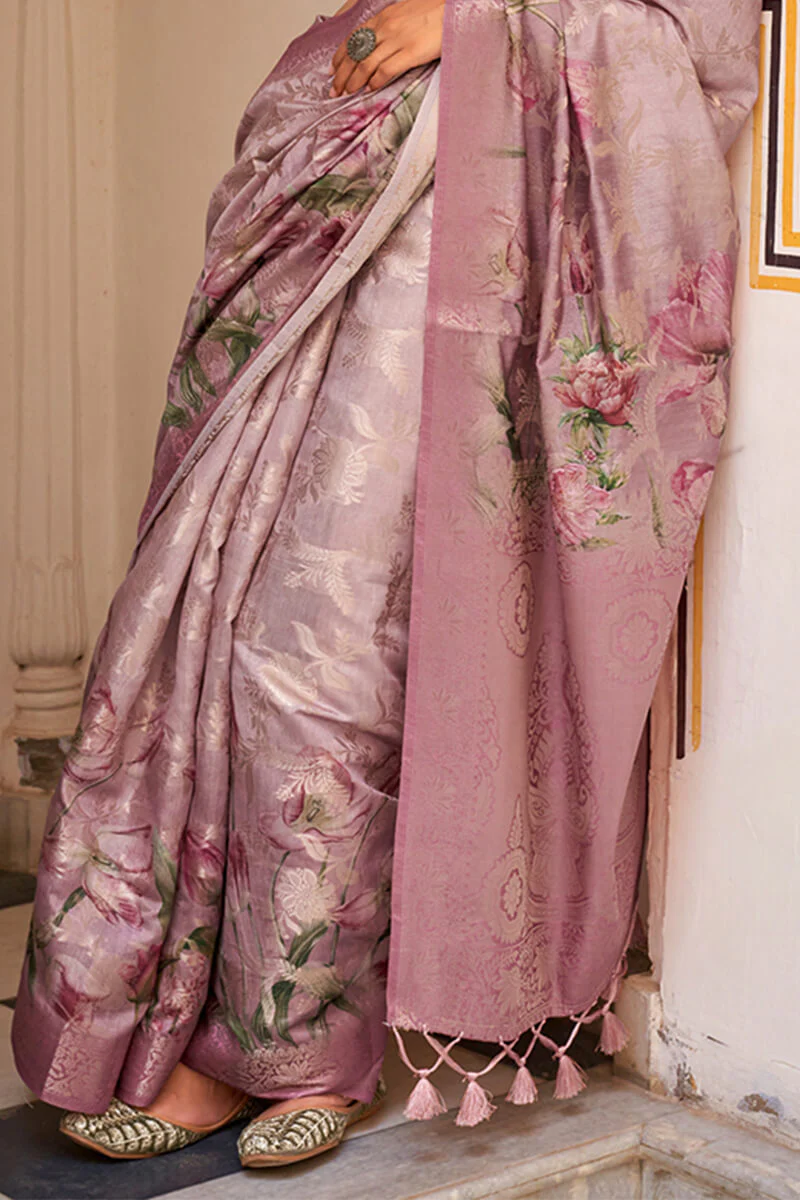 Glorious Lavender Digital Printed Cotton Silk Saree With Engaging Blouse Piece - Image 3