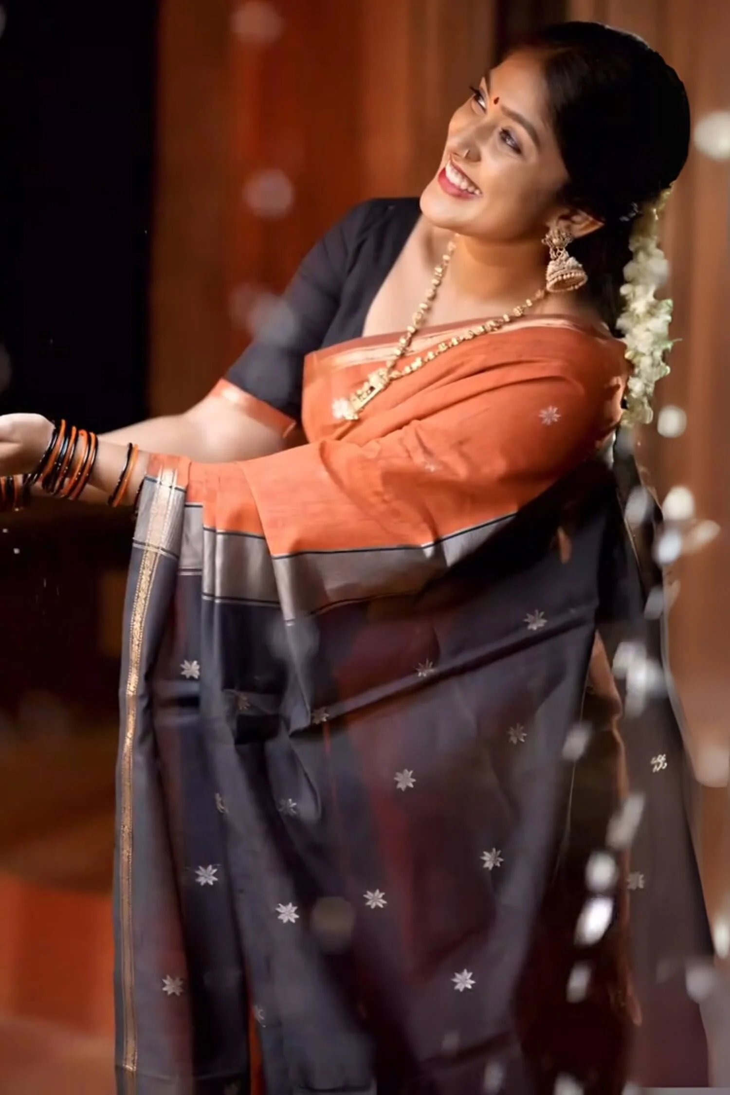 Glorious Orange Cotton Silk Saree With Entrancing Blouse Piece - Image 8