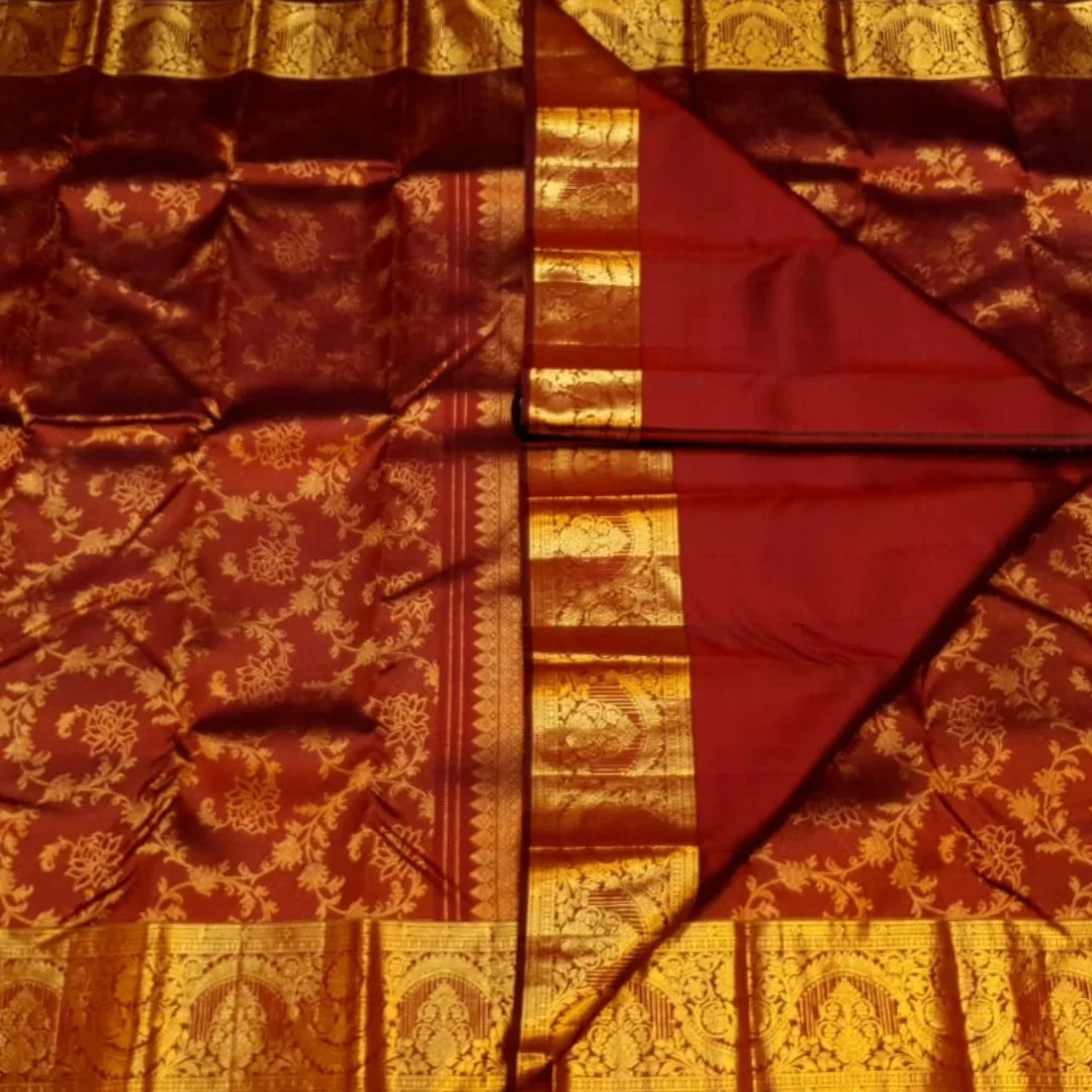 Glowing Wine Soft Banarasi Silk Saree With Quixotic Blouse Piece - Image 4