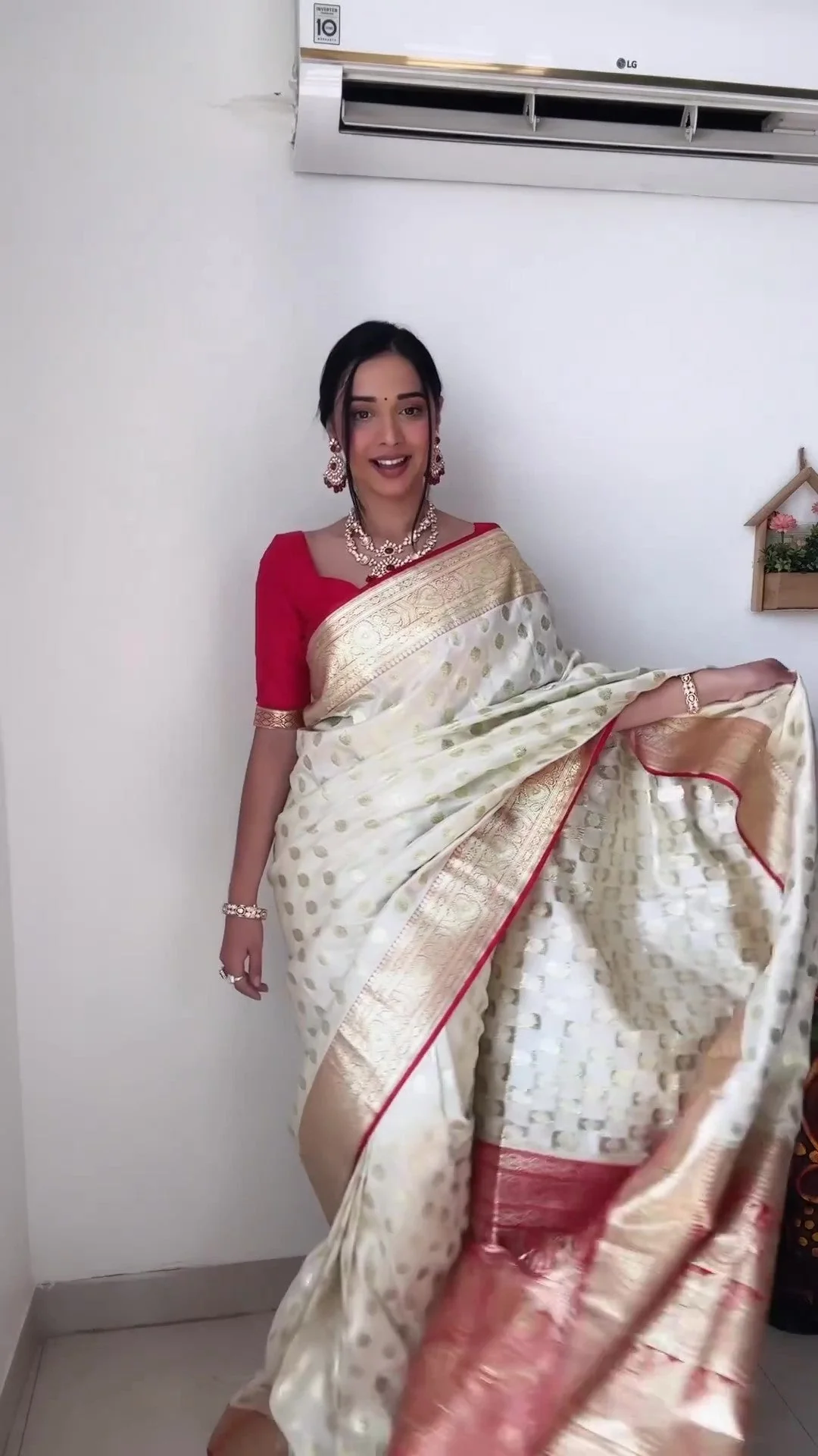 Gorgeous 1-Minute Ready To Wear Beige Soft Silk Saree - Image 3