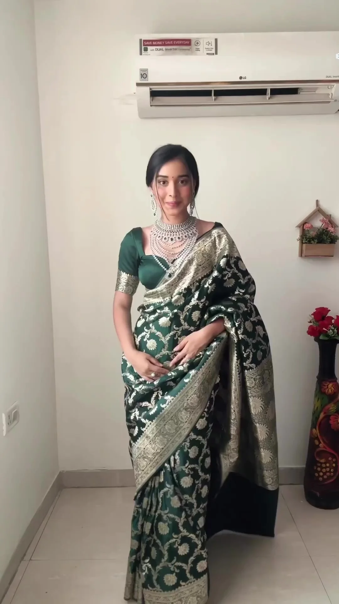 Gorgeous 1-Minute Ready To Wear Green Soft Silk Saree - Image 3