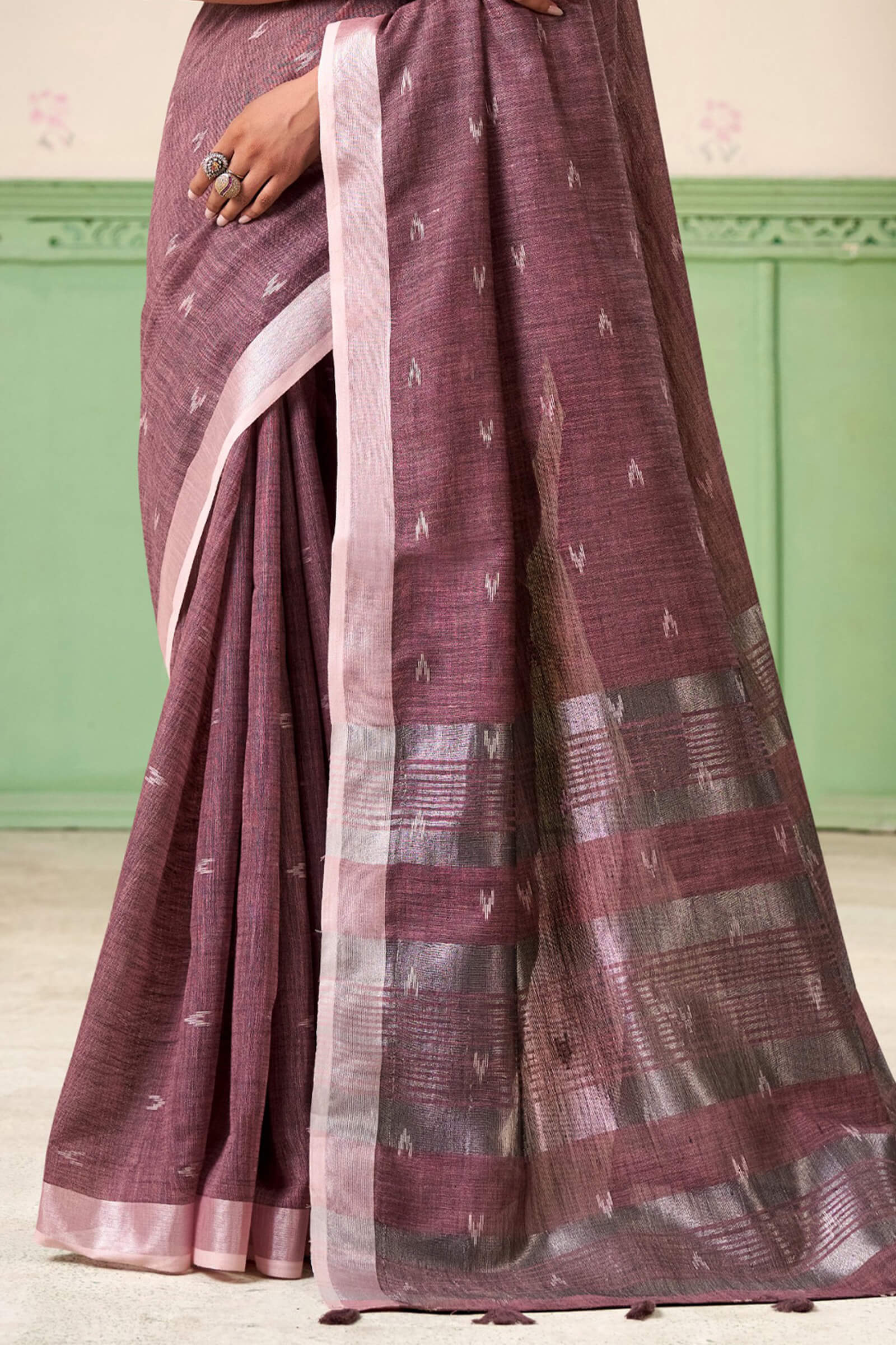 Gorgeous Lavender Cotton Silk Saree With Profuse Blouse Piece - Image 5