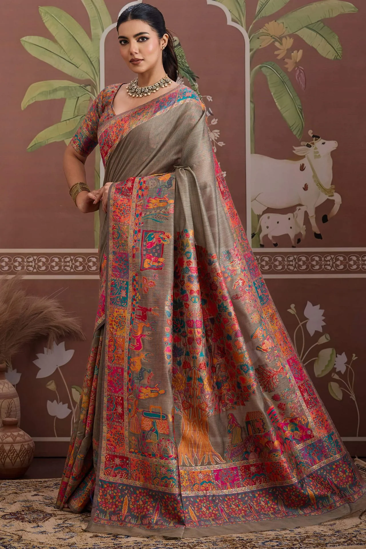 Gossamer Grey Pashmina saree With Quintessential Blouse Piece - Image 3