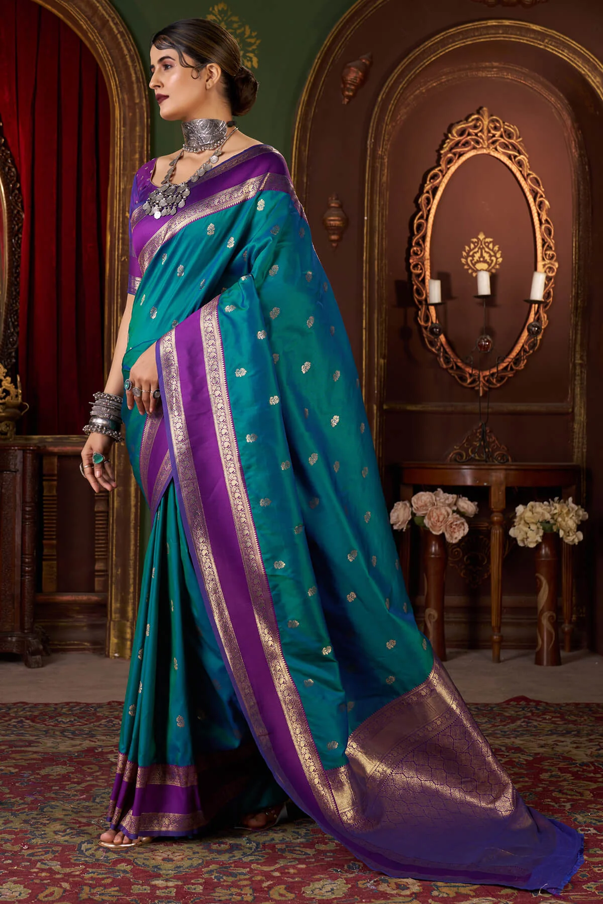 Grandiose Rama Pure Zari Weaving Banarasi Silk Saree With Stunner Blouse Piece - Image 3