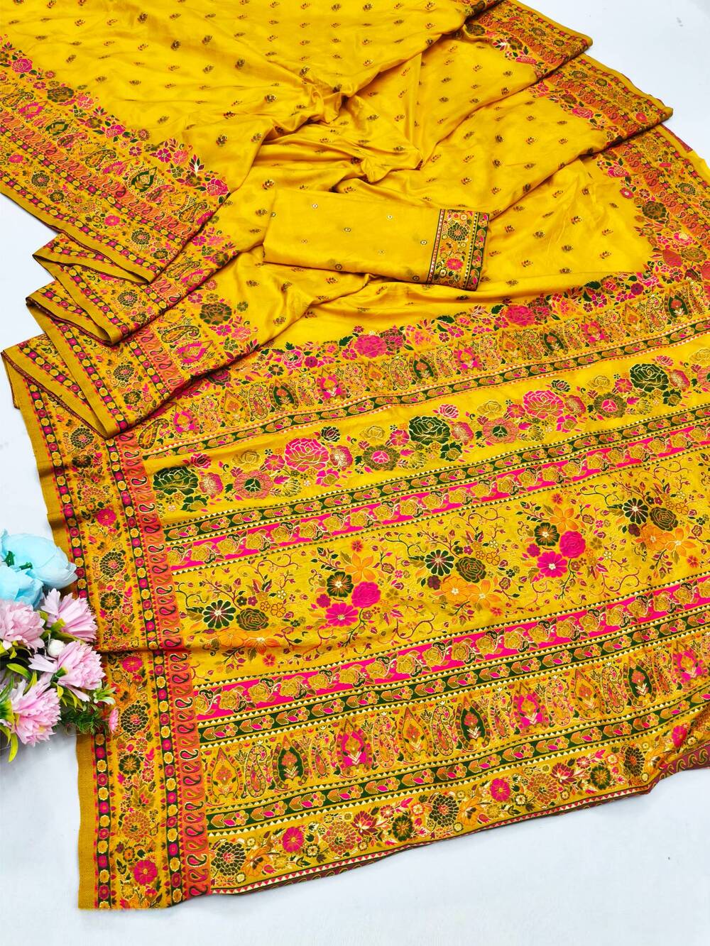 Grandiose Yellow Nylon Dola Pashmina Saree With Eclat Blouse Piece - Image 5