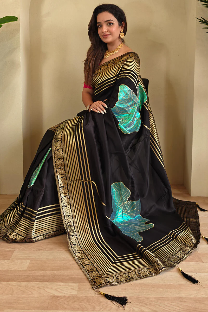 Gratifying Black Soft Banarasi Silk Saree With Refreshing Blouse Piece - Image 4