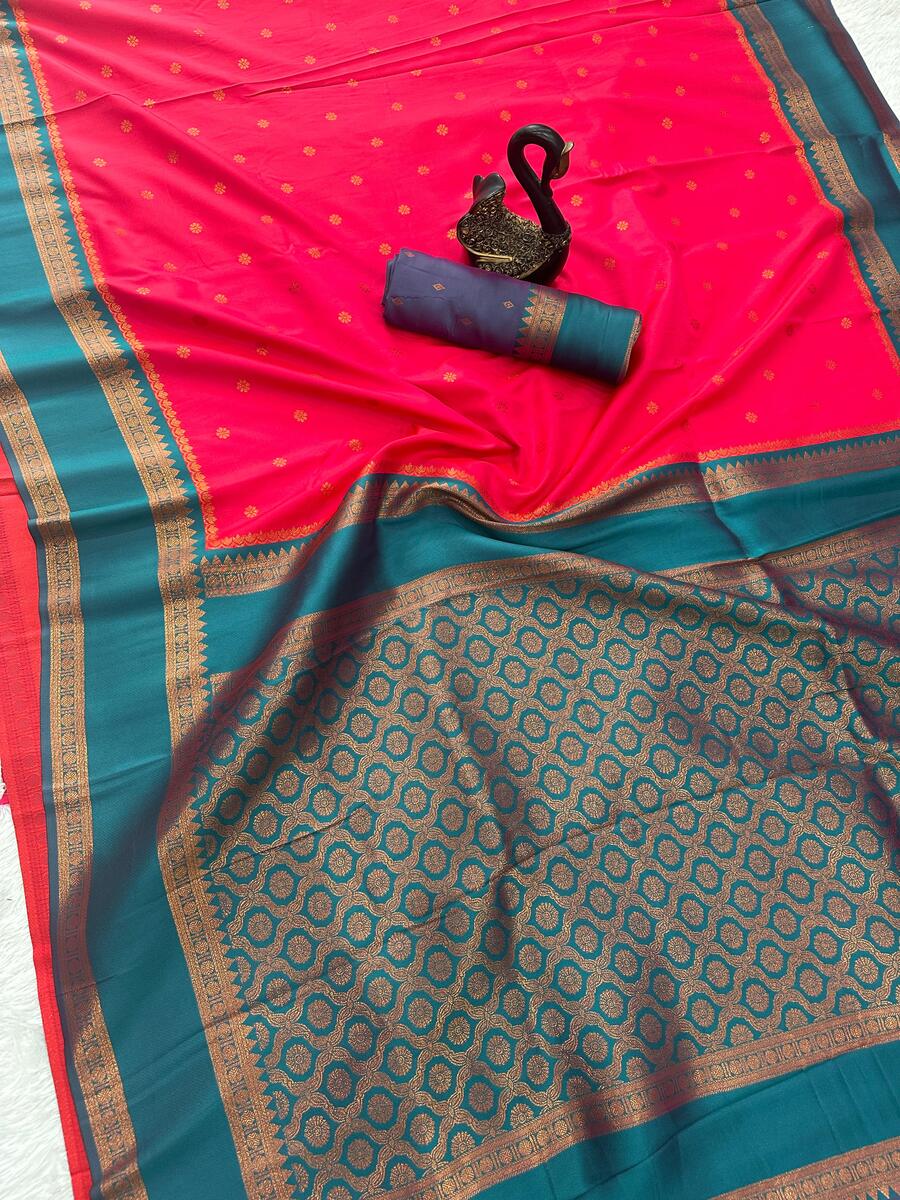 Gratifying Magenta Soft Banarasi Silk Saree With Prettiest Blouse Piece - Image 3