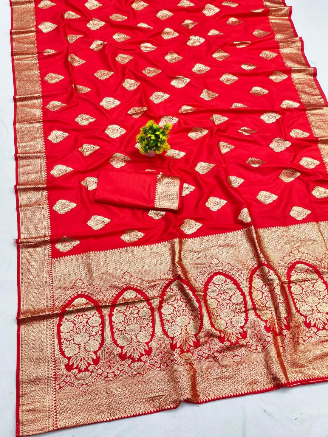 Gratifying Red Pure Zari Weaving Banarasi Silk Saree With Engrossing Blouse Piece - Image 2