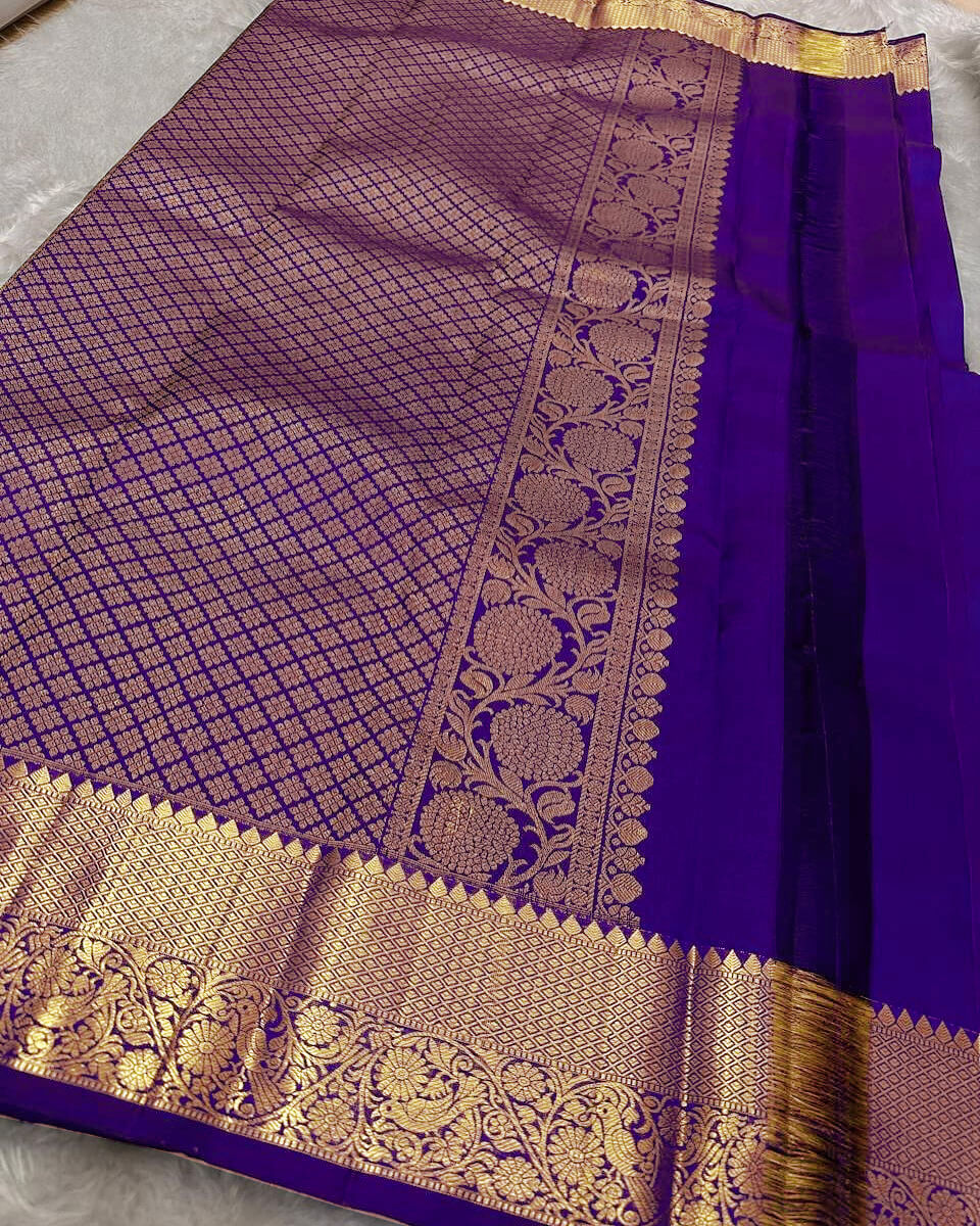Gratifying Royal Blue Soft Banarasi Silk Saree With Marvellous Blouse Piece - Image 4