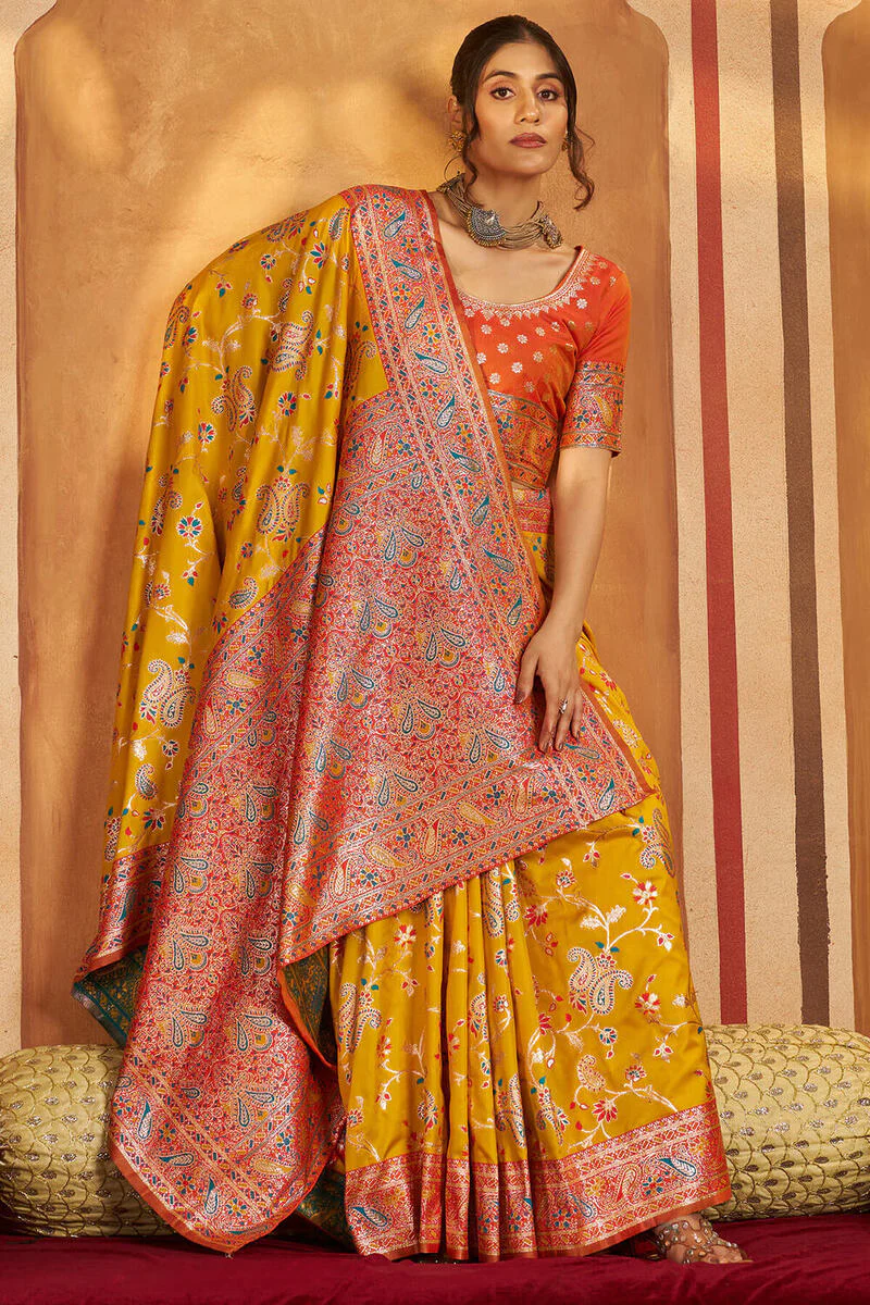 Gratifying Yellow Pure Zari Weaving Banarasi Silk Saree With Piquant Blouse Piece - Image 5