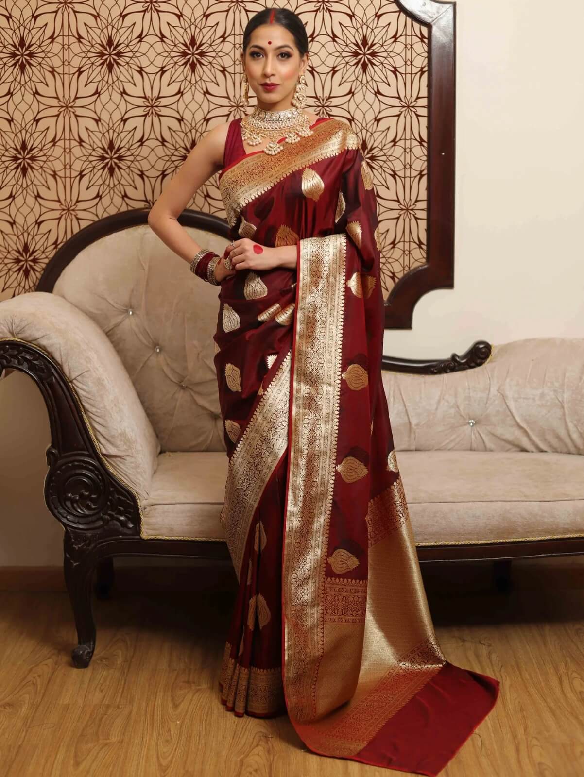 Groovy Wine Soft Silk Saree With Engrossing Blouse Piece - Image 3