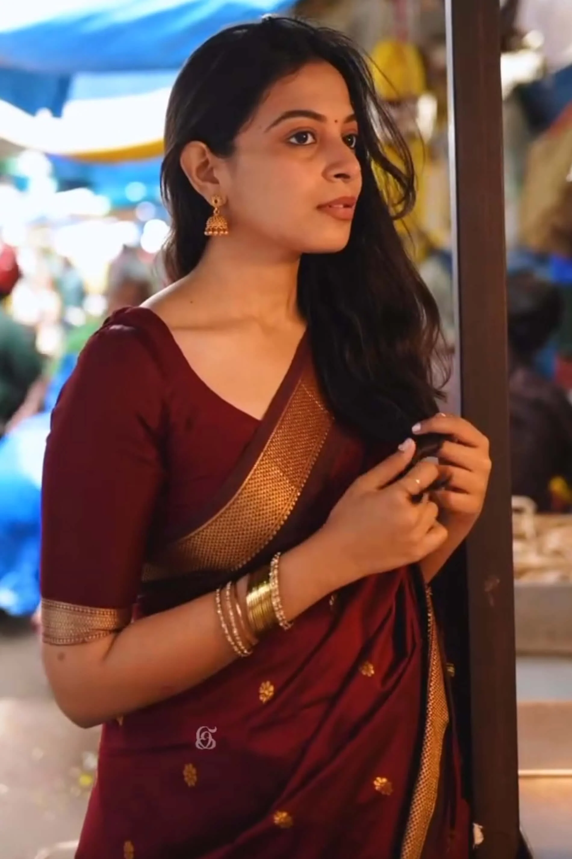 Hypnotic Maroon Soft Silk Saree With Scrupulous Blouse Piece - Image 7