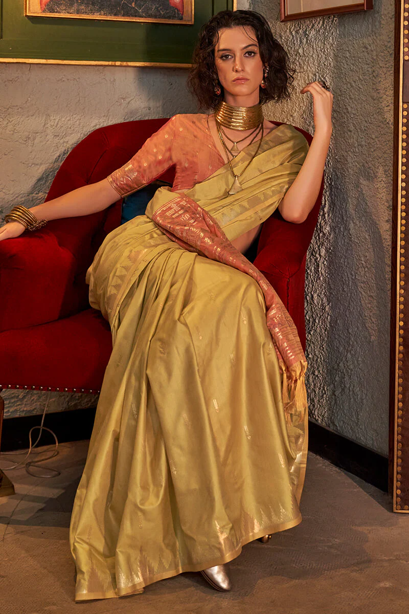 Hypnotic Yellow Soft Banarasi Silk Saree With Deserving Blouse Piece - Image 3