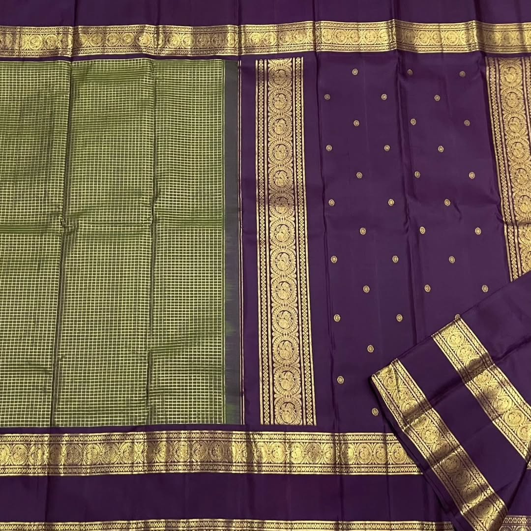 Ideal Green Soft Silk Saree With Woebegone Blouse Piece - Image 5