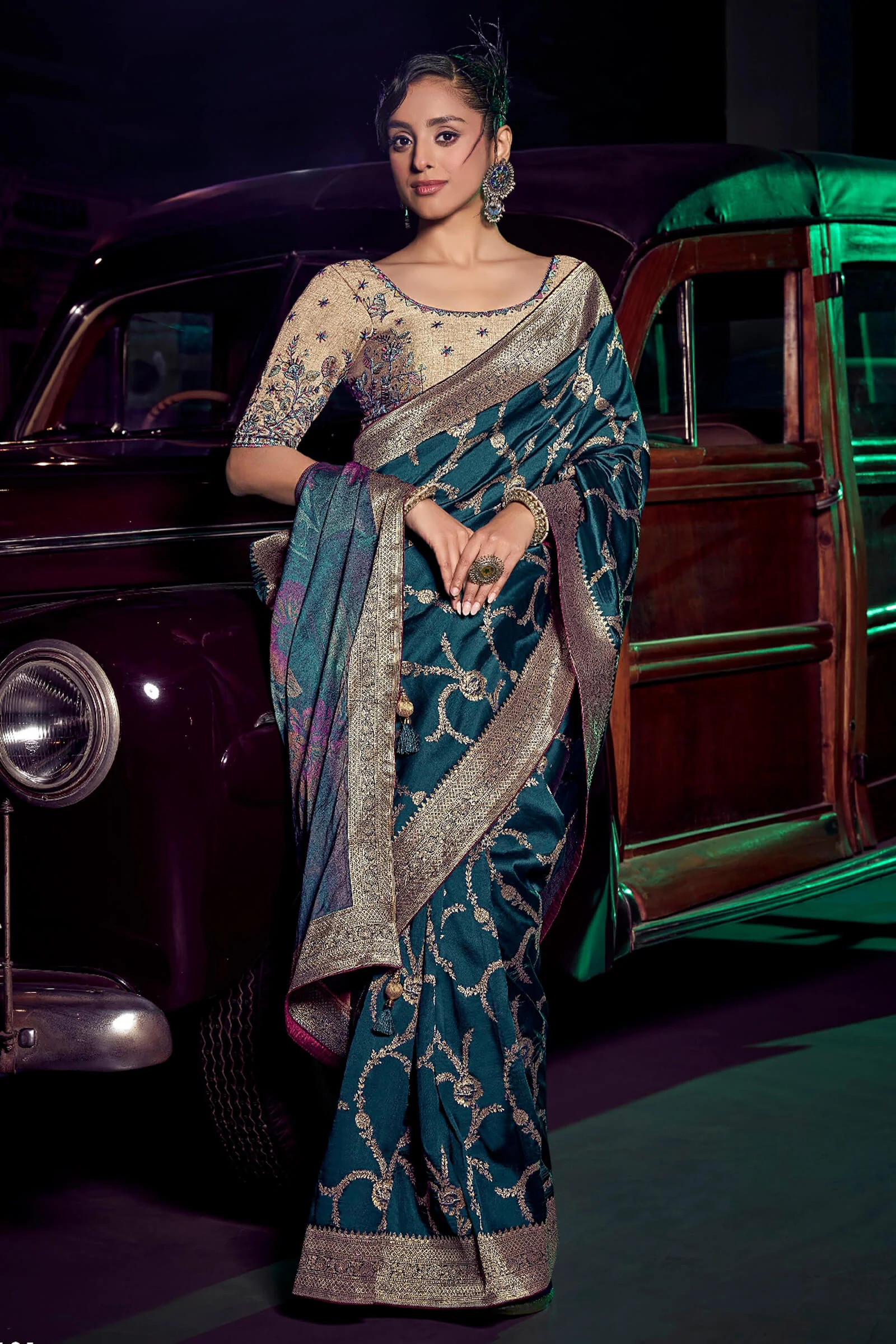 Ideal Rama Soft Banarasi Silk Saree With Sizzling Blouse Piece - Image 3