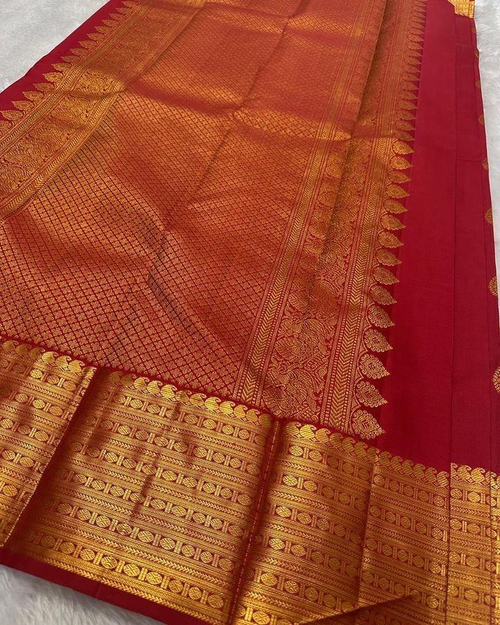 Ideal Red Soft Silk Saree With Comely Blouse Piece - Image 5