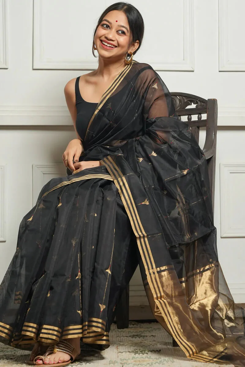 Imaginative Black Cotton Silk Saree With Desirable Blouse Piece - Image 3