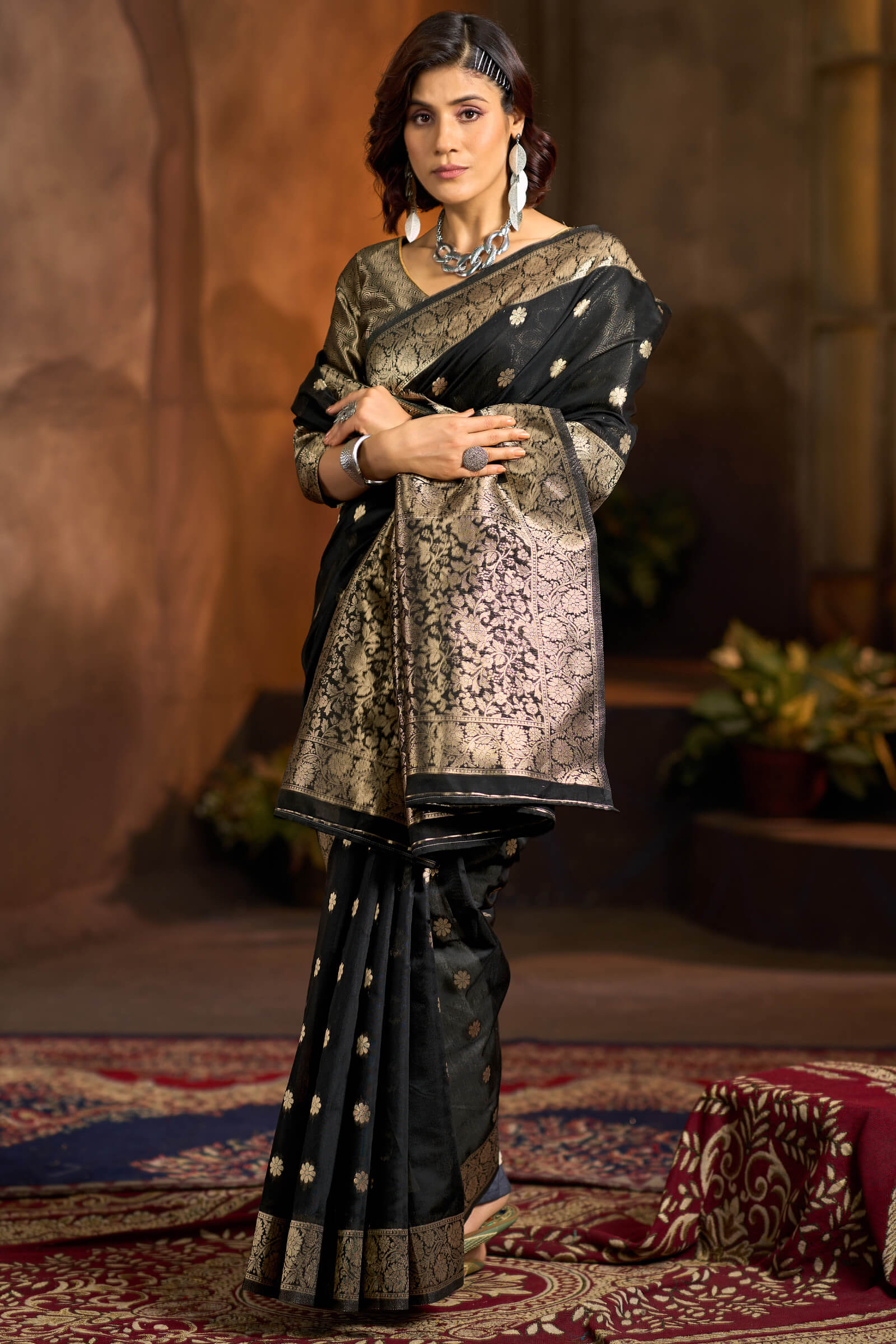 Imaginative Black Soft Banarasi Silk Saree With Appealing Blouse Piece - Image 4