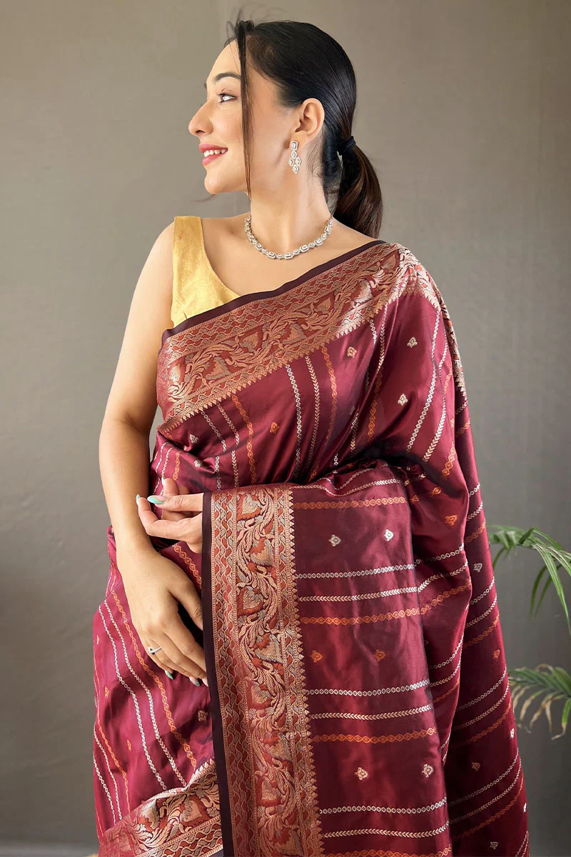 Imbrication Maroon Soft Banarasi Silk Saree With Ebullience Blouse Piece - Image 2