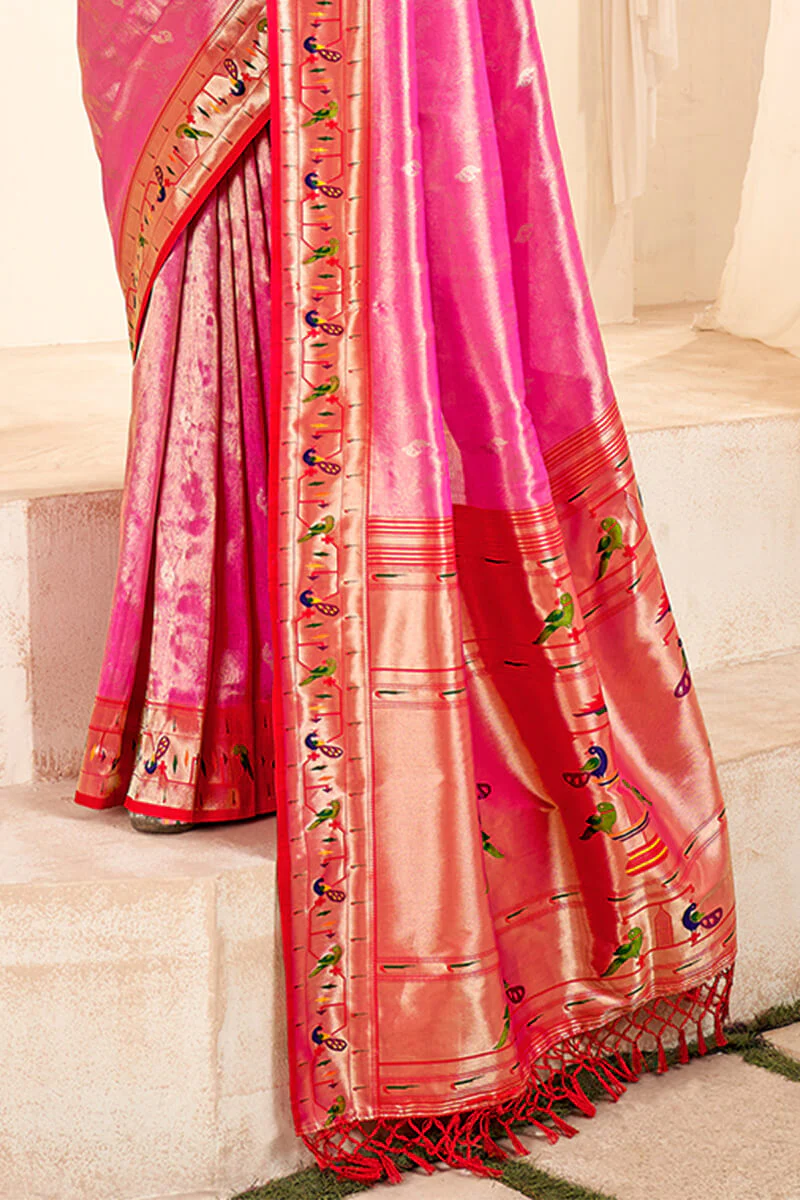 Imbrication Pink Paithani Silk Saree With Efflorescence Blouse Piece - Image 4