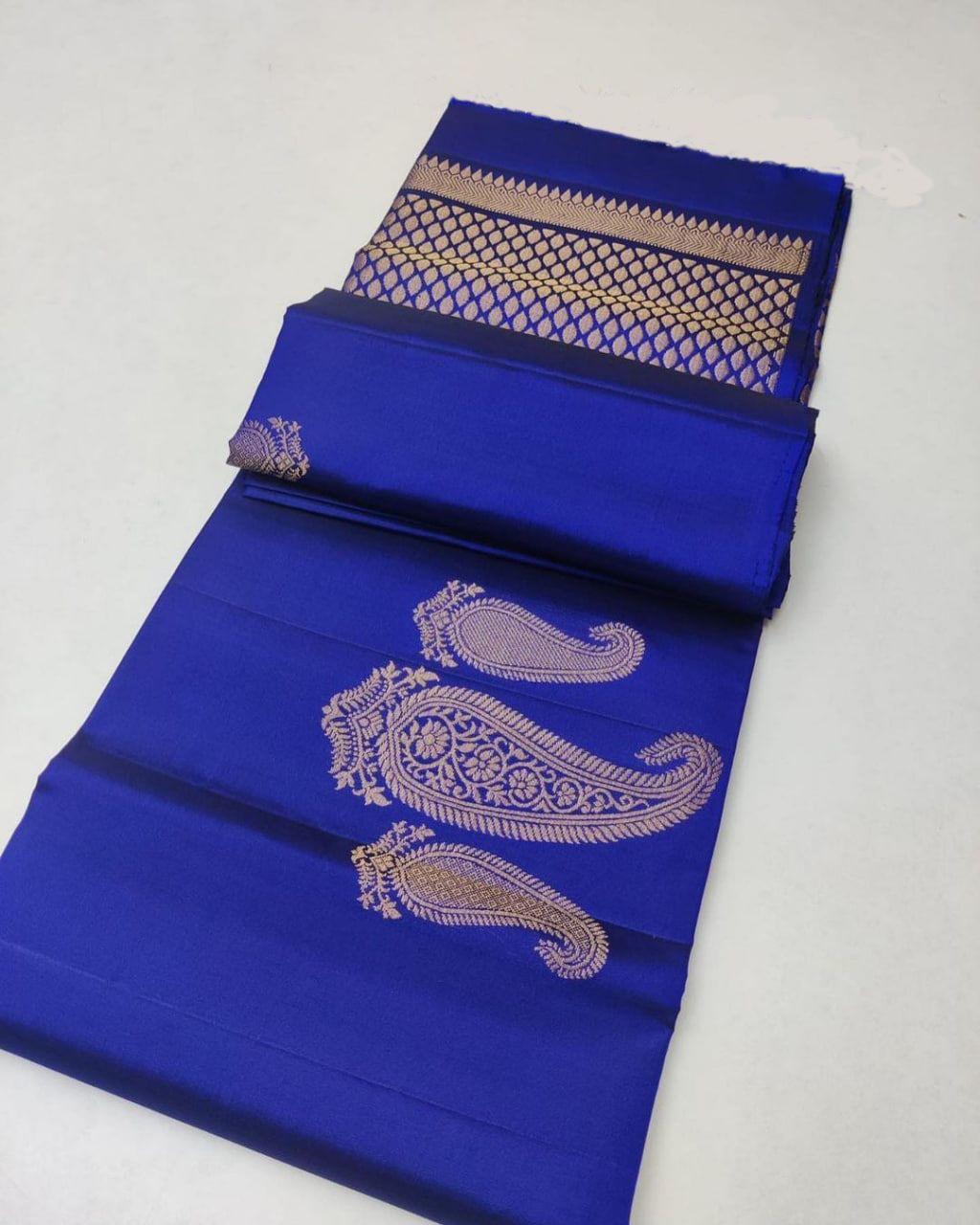 Imbrication Royal Blue  Soft Silk Saree With Quintessential Blouse Piece - Image 2