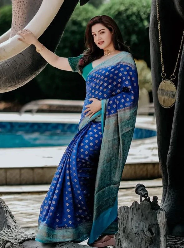 Impressive Blue Soft Banarasi Silk Saree With Beauteous Blouse Piece - Image 5