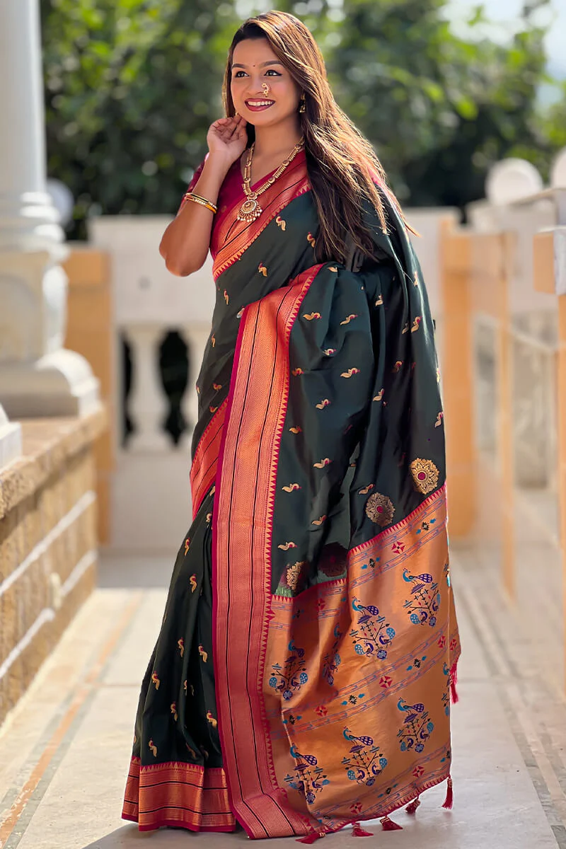Impressive Dark Green Paithani Silk Saree With Adorning Blouse Piece - Image 4