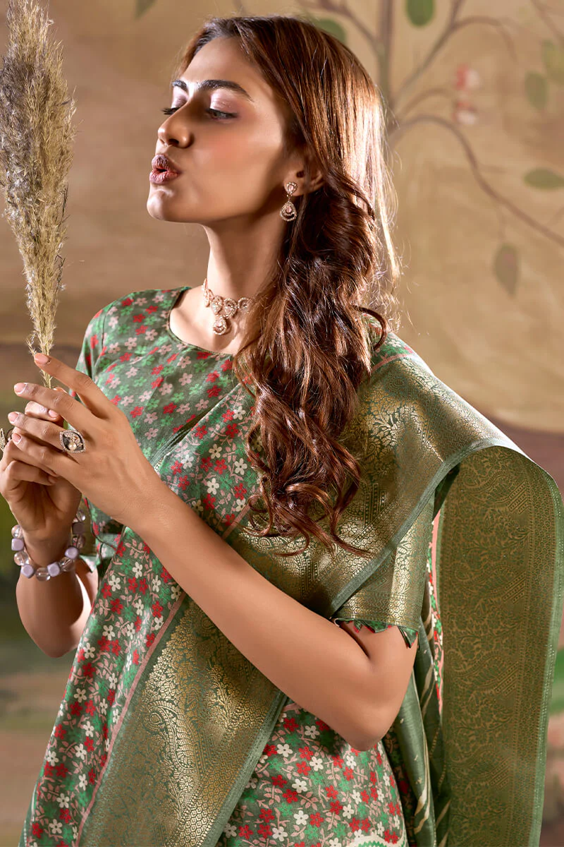 Impressive Green Digital Printed Dola Silk Saree With Twirling Blouse Piece - Image 2