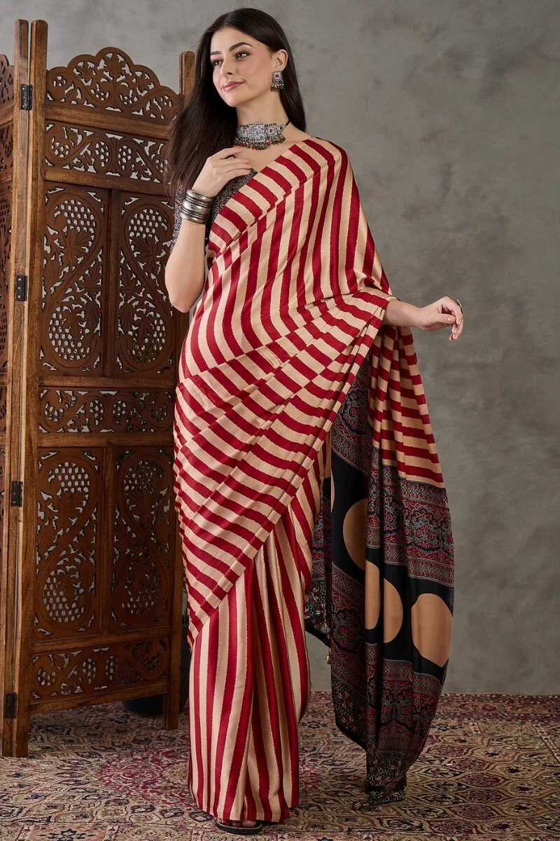 Improbable Red Ajrakh Printed Semi Modal Silk Saree With Exquisite Blouse Piece - Image 5