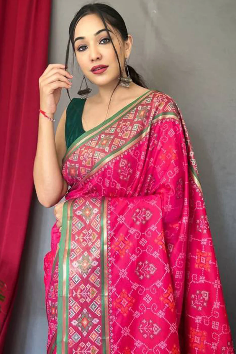 Incomparable Dark Pink Patola Silk Saree with Fairytale Blouse Piece - Image 2