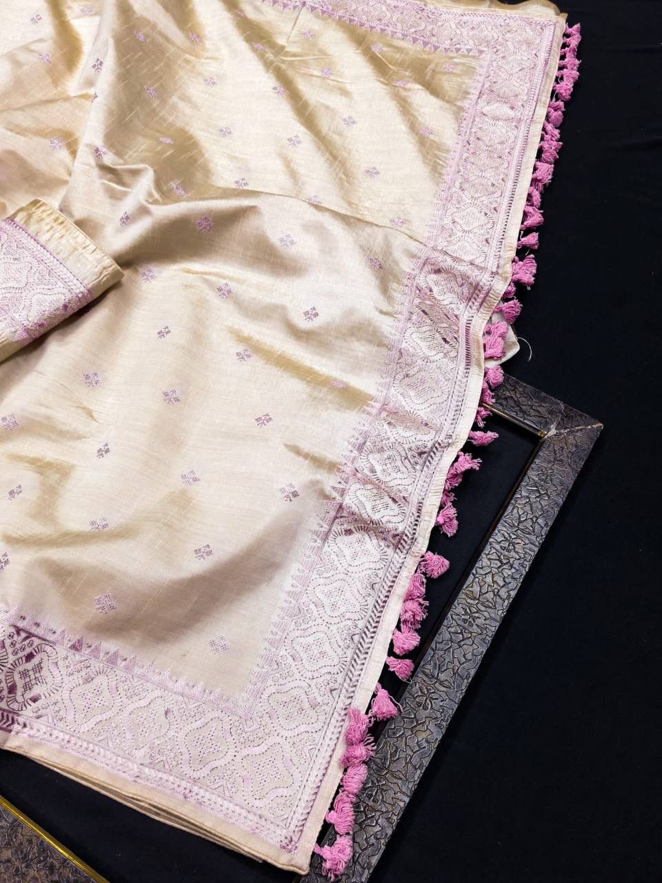 Incredible Off White Embroidery Work Tussar Silk Saree With Traditional Blouse Piece - Image 4