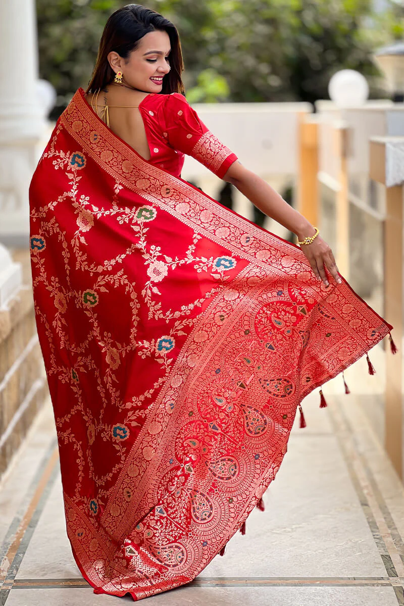 Incredible Red Soft Banarasi Silk Saree With Alluring Blouse Piece - Image 6