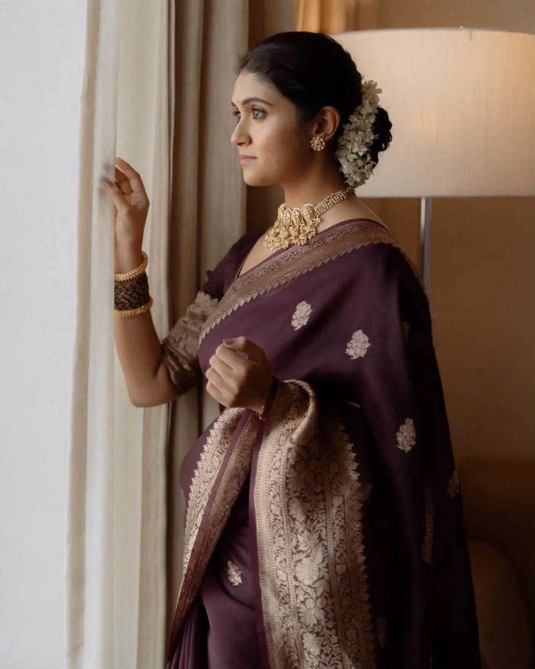 Incredible Wine Soft Silk Saree With Sizzling Blouse Piece - Image 3