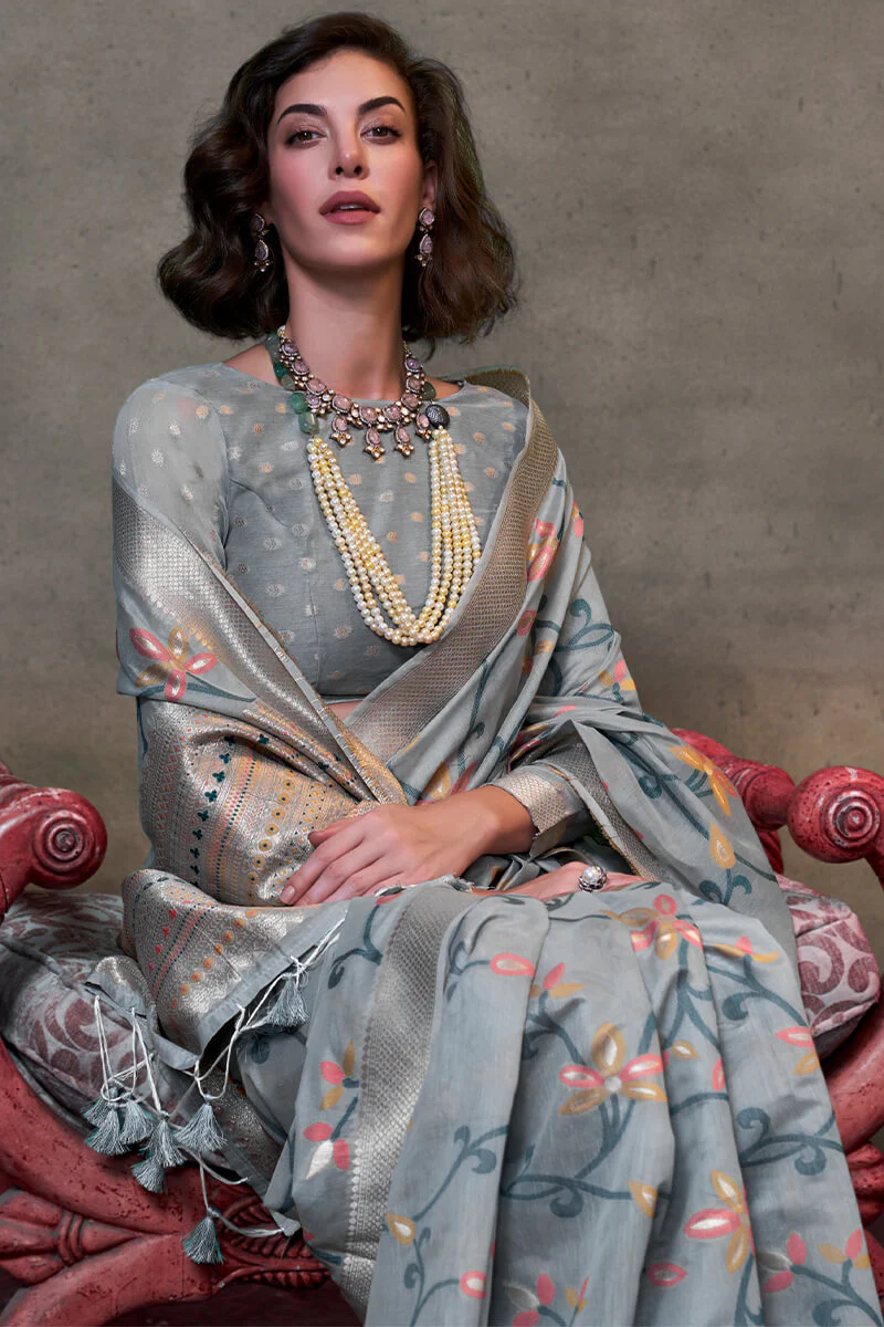 Ineffable Grey Cotton Silk Saree With Inimitable Blouse Piece - Image 2