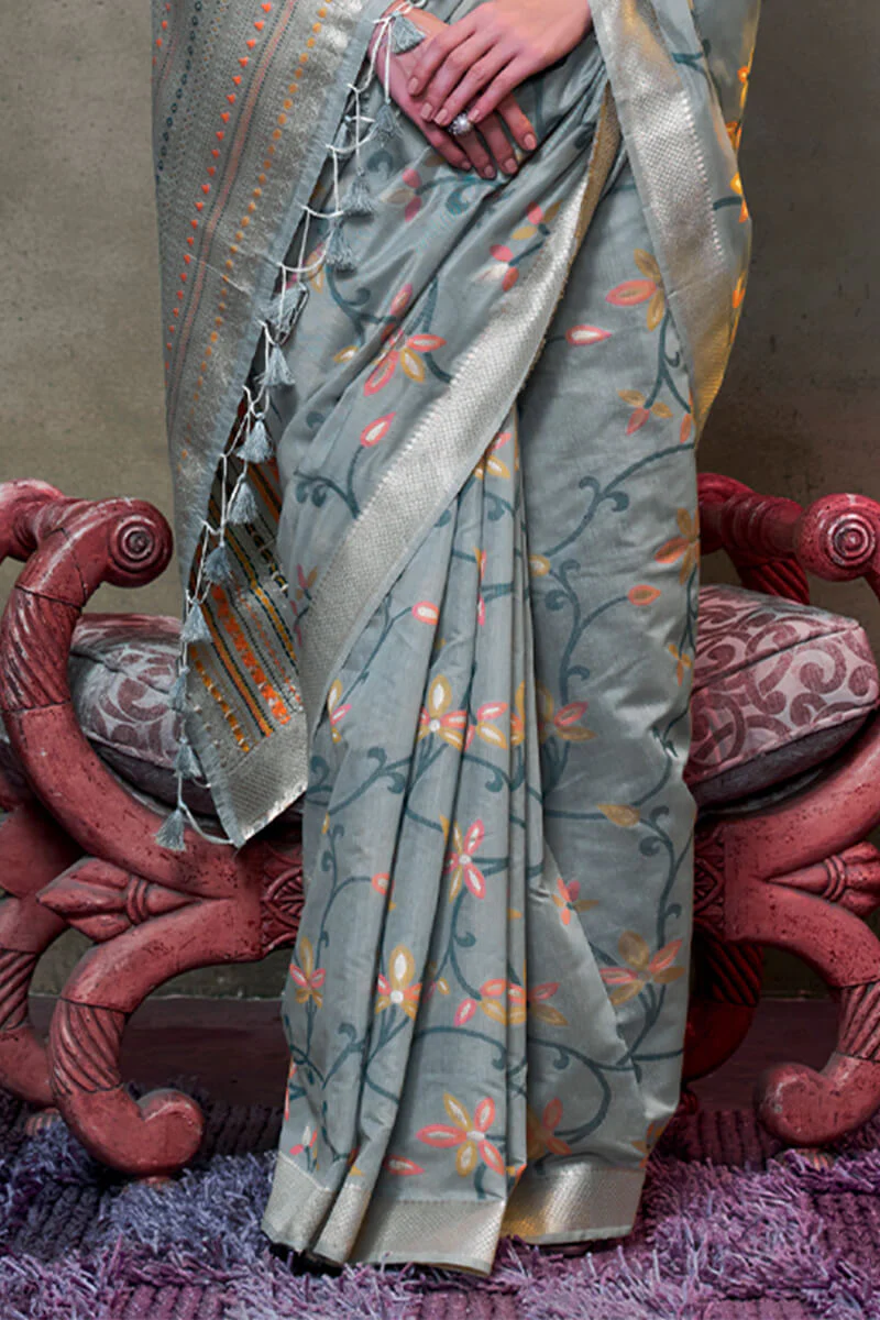 Ineffable Grey Cotton Silk Saree With Inimitable Blouse Piece - Image 3