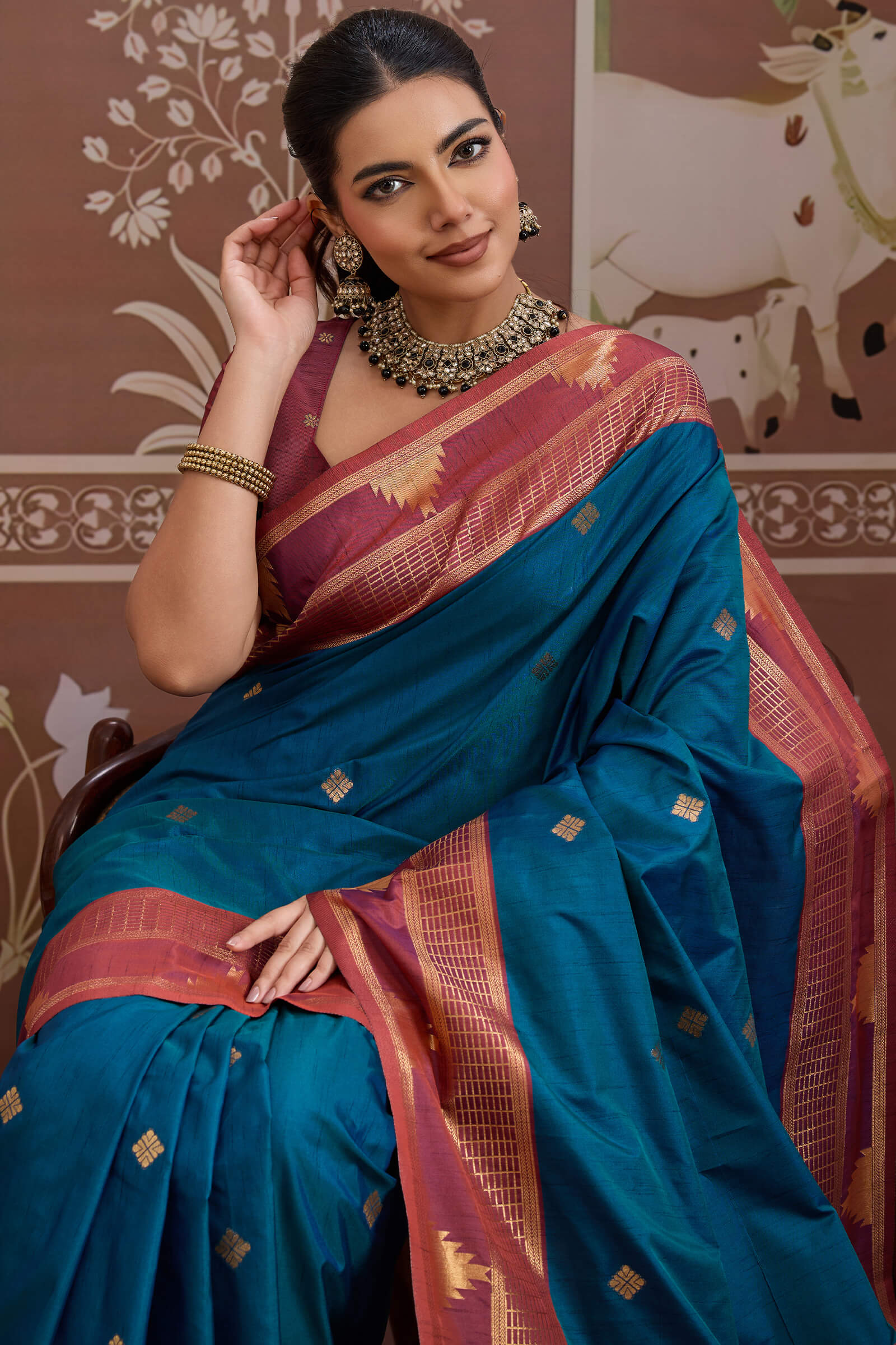 Inimitable Navy Blue Banarasi Tussar Silk Saree With Prettiest Blouse Piece - Image 2
