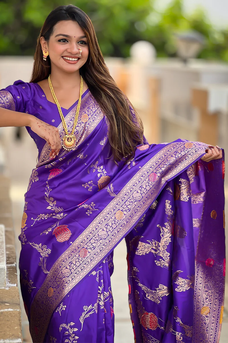 Inimitable Royal Blue Soft Banarasi Silk Saree With Aplomb Blouse Piece - Image 4