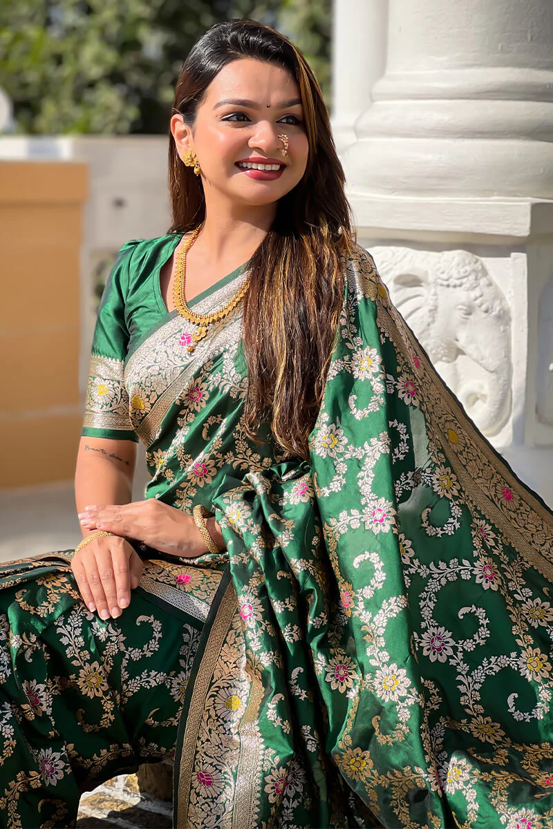 Innovative Dark Green Soft Banarasi Silk Saree With Lovely Blouse Piece - Image 4