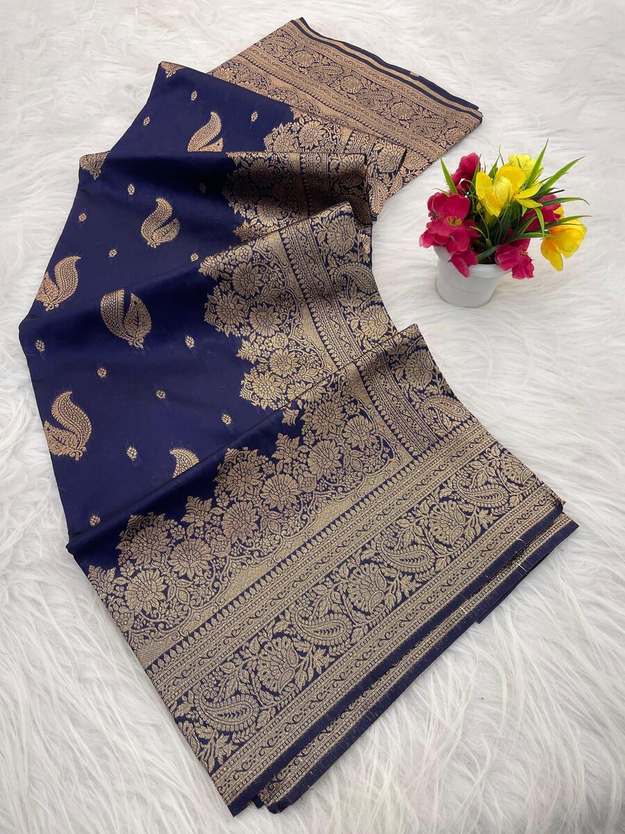 Innovative Navy Blue Soft Silk Saree With Precious Blouse Piece - Image 2