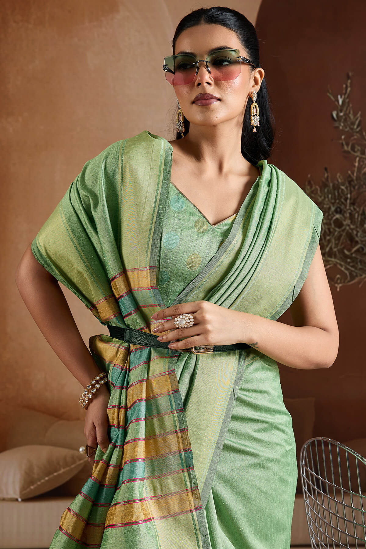 Inspiring Green Soft Banarasi Bhagalpuri Silk Saree With Capricious Blouse Piece - Image 2