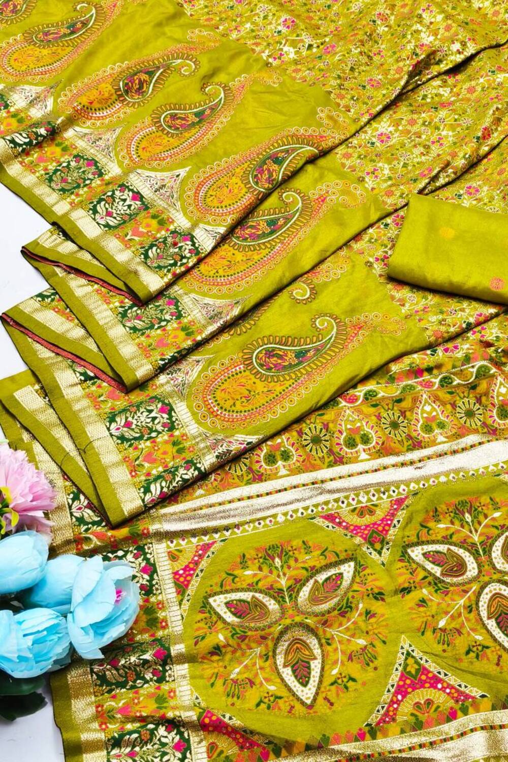 Inspiring Mehndi Nylon Dola Pashmina Saree With Dulcet Blouse Piece - Image 3