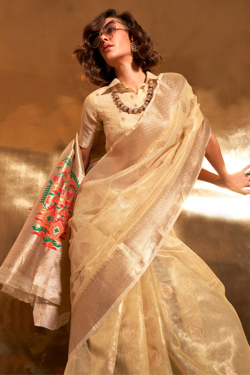 Intricate Beige Paithani Silk Saree With Capricious Blouse Piece - Image 2