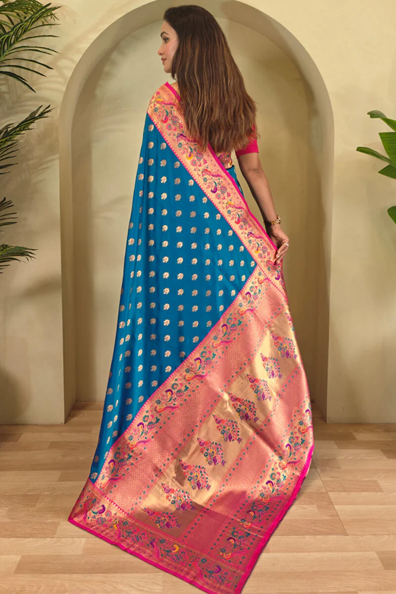 Intricate Blue Paithani Silk Saree With Flaunt Blouse Piece - Image 4