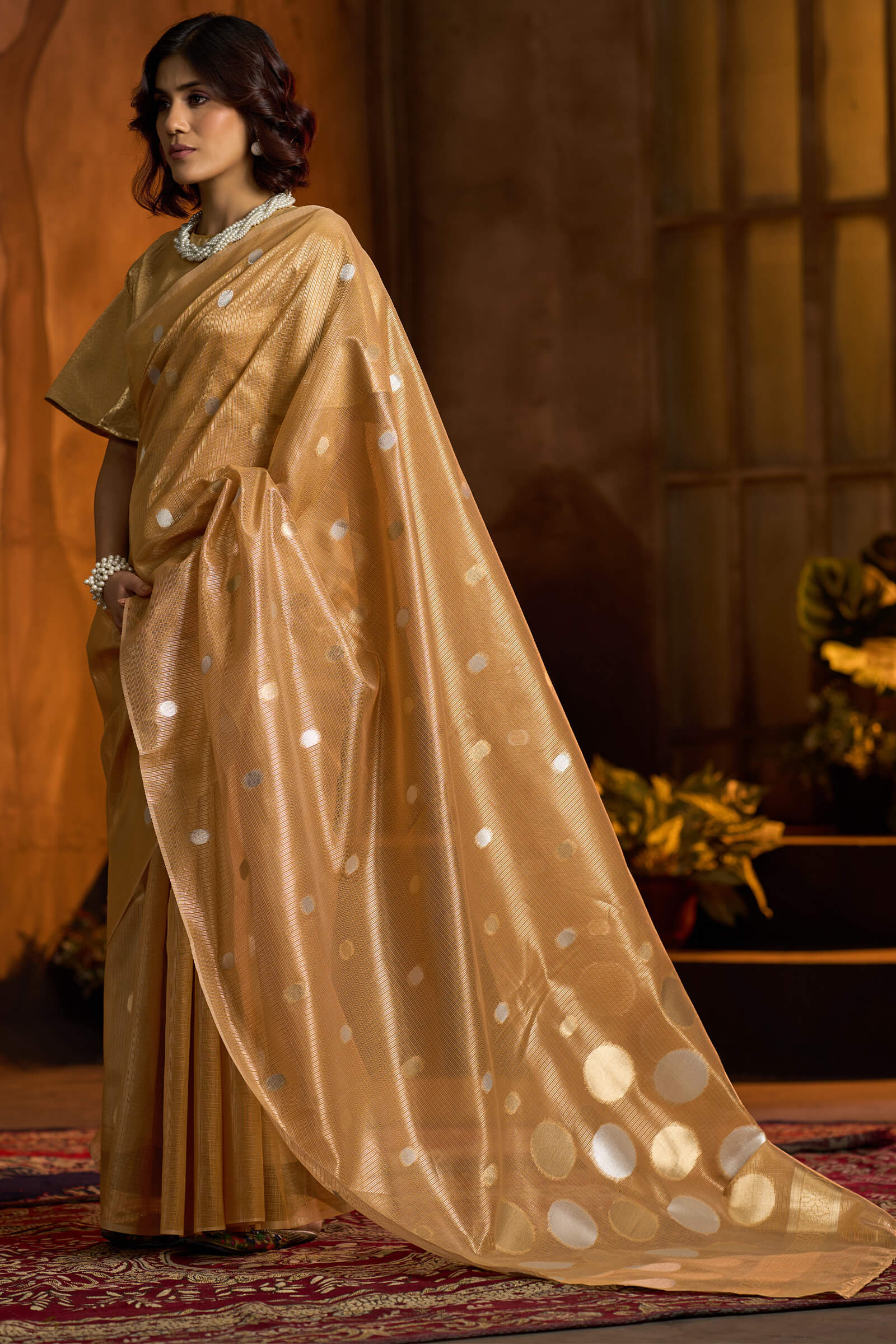 Intricate Golden Soft Banarasi Tissue Silk Saree With Exceptional Blouse Piece - Image 5